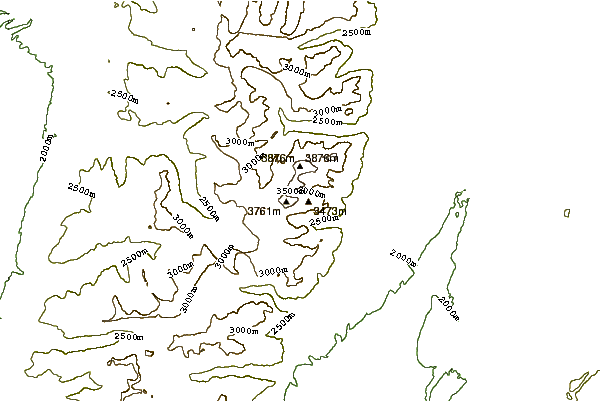 Mountain peaks around Cloudveil Dome