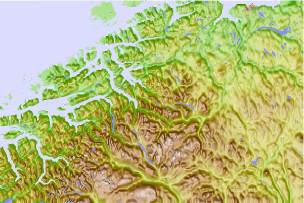 Surf breaks located close to Innerdalstårnet