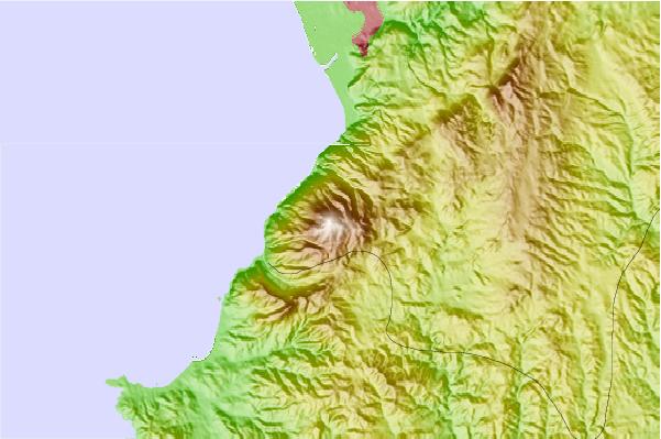 Surf breaks located close to Mount Aqraa