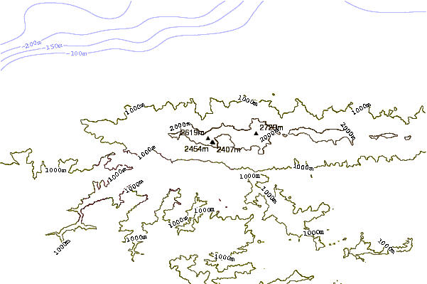 Mountain peaks around Pico Oriental