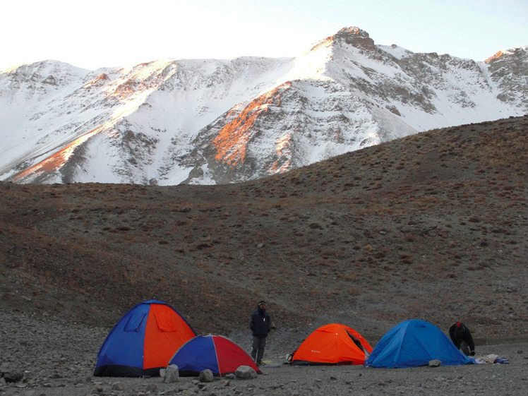 Ali   Saeidi   NeghabeKoohestaN, Damavand (دماوند)