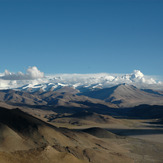 Mount Everest and Cho Oyu from Tingri