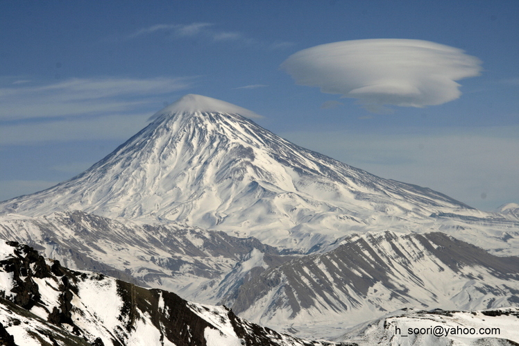 Damavand, Damavand (دماوند)