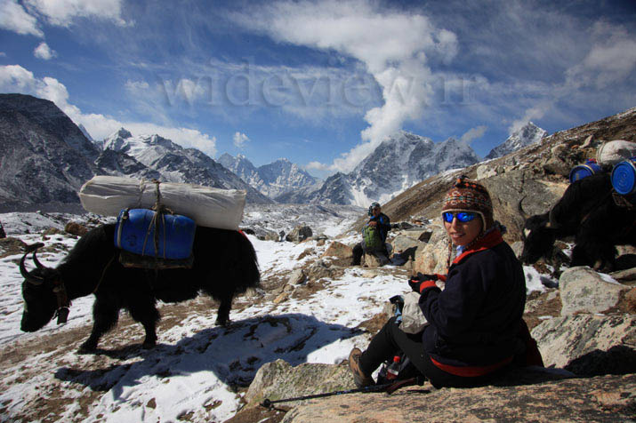 Khumbu Glacier, Khumbutse