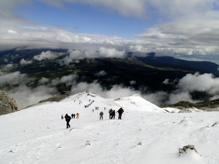 Dedegol mountain 3998 m., Dipoyraz