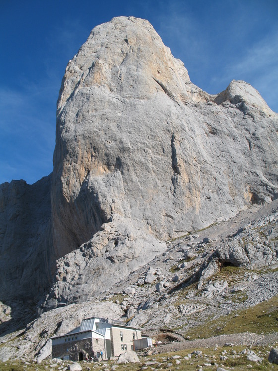 refugio de urriellu, Picu Urriellu