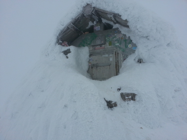 The refuge shelter, Ben Nevis