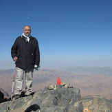 naser ramezani :  karkas peak