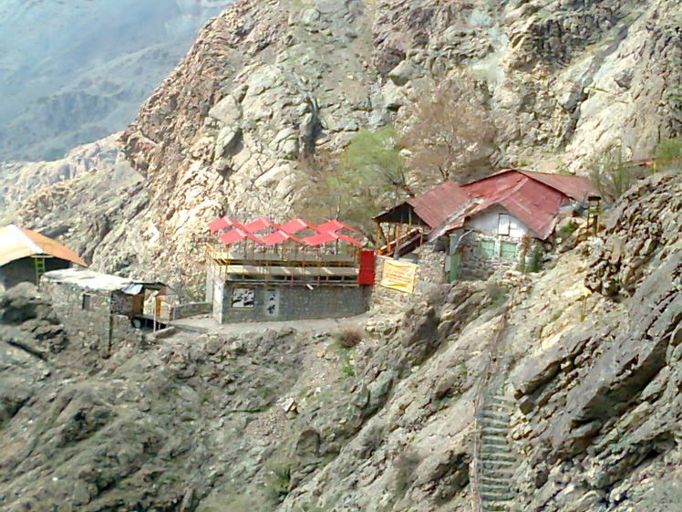 Shirpala shelter, Tochal