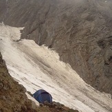 At-the-base-of-the-main-gulley, Deo Tibba