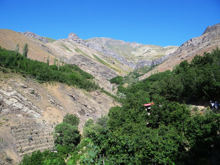 Sangan waterfall, Tochal