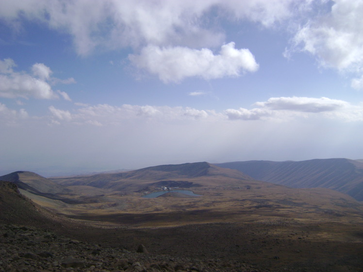 Lake Kari, Mount Aragats