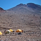 Camp 1 a 5500 msnm (ruta arqueologica), Llullaillaco