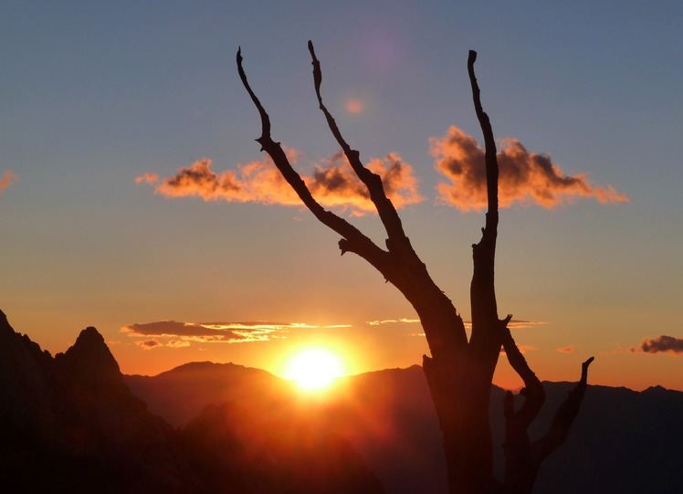 Sunrise, from camp on the Mountaineers Route, Mount Whitney