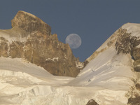 Luna Llena en Tronador, Cerro Tronador photo