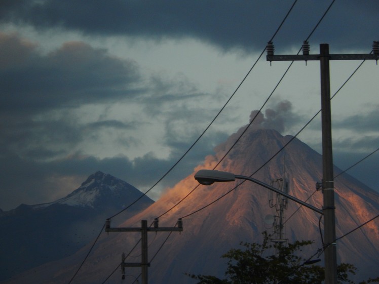 The actived Volcano and Snow mountain Colima, Nevado de Colima