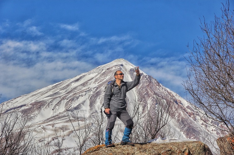 Ali Saeidi NeghabeKoohestaN, Damavand (دماوند)