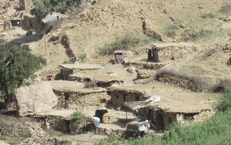 Naser ramezani :shevi (talleh zang)waterfall, سن بران