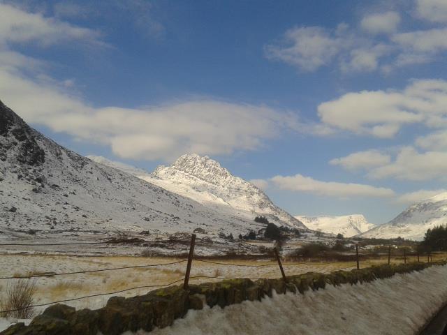 Tryfan from A5