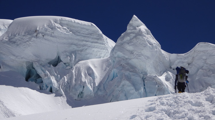 Chegando no Ice Cliff, Cho Oyu or Qowowuyag ( 卓奧有山)