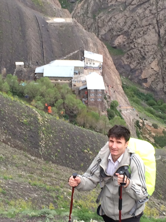 Aslan Shiri after Shirpala shelter, Tochal