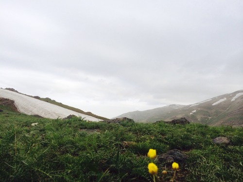 between  Kolakchal peaks