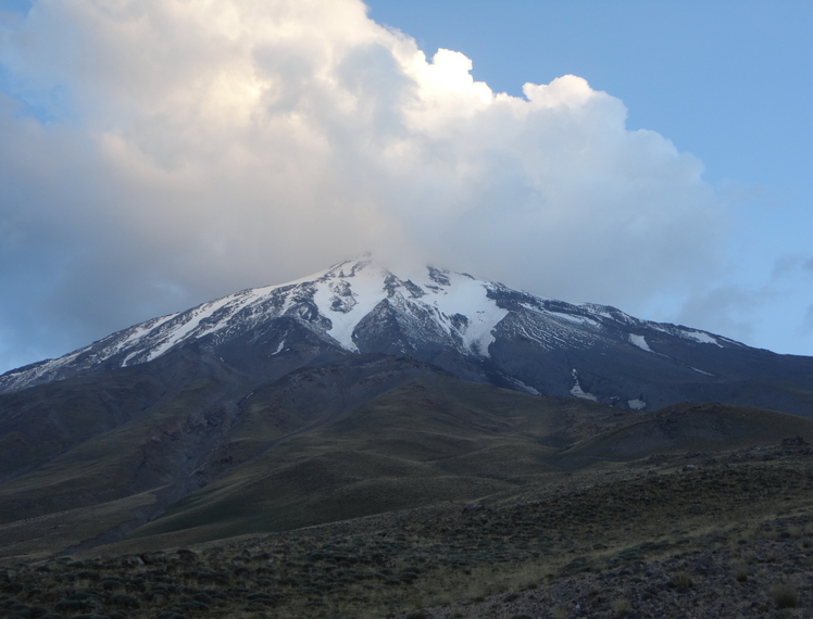 Mount Damavand, Damavand (دماوند)