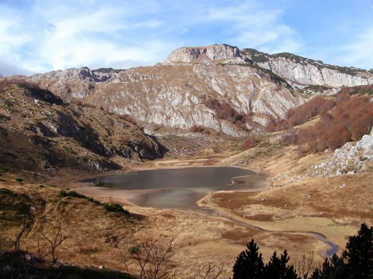 Veliko jezero, Treskavica