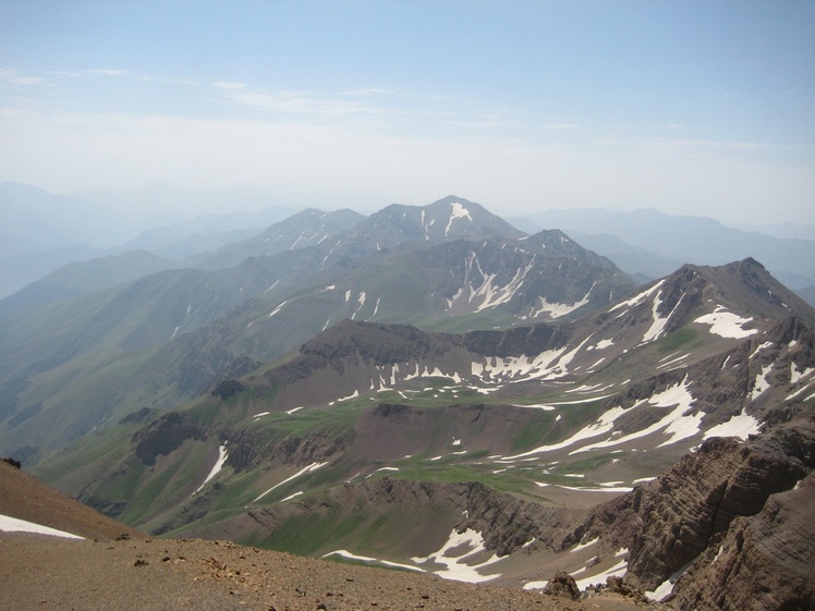 کوههای منطقه دلیر, Alam Kuh or Alum Kooh