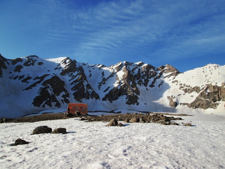 chal kabood oshtoran, سن بران