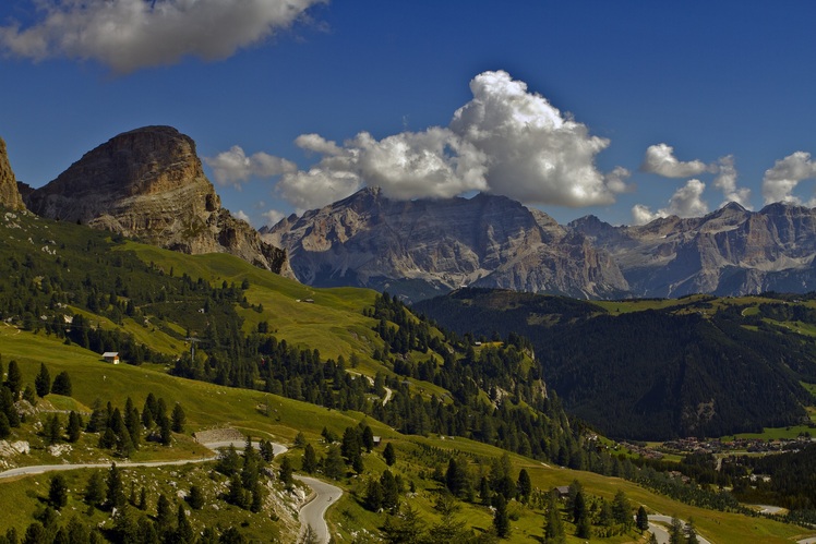 Dolomity