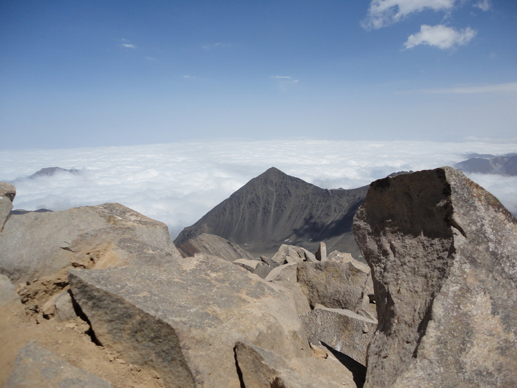 Siah`Kaman & Clouds, Alam Kuh or Alum Kooh