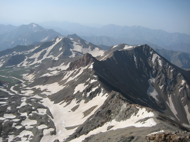 خط الراس زرین کوه به خرسان جنوبی, Alam Kuh or Alum Kooh