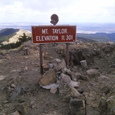 Mount Taylor Sign