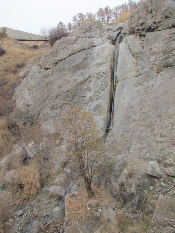 naser ramezani sinak waterfall, Touchal