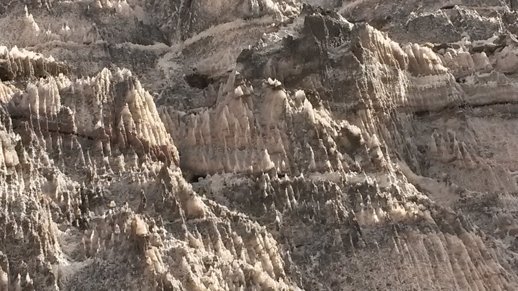 naser ramezani salty mountain