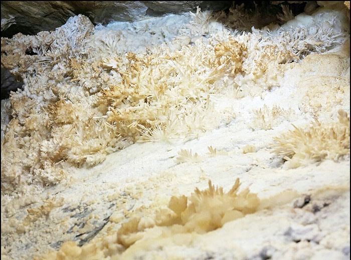 naser ramezani new cave discovered in Esfahan, Sofeh