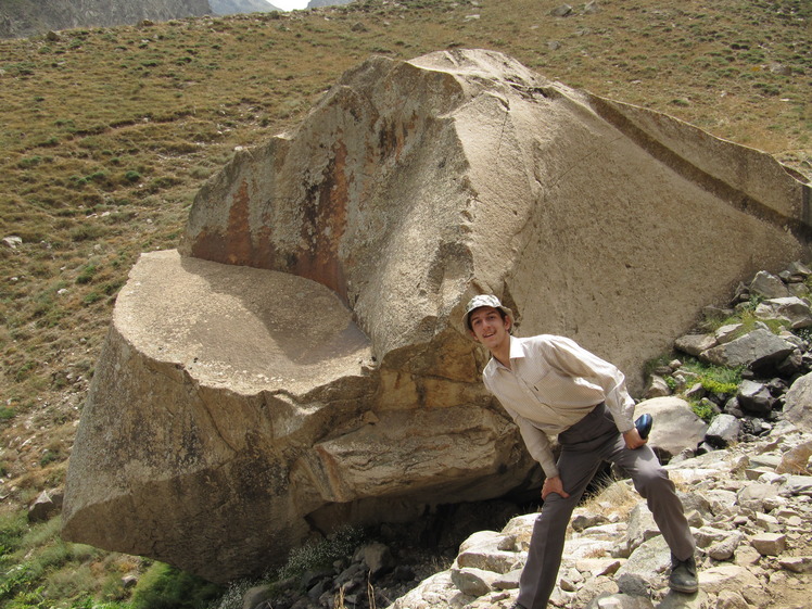 keshti sang, Alam Kuh or Alum Kooh