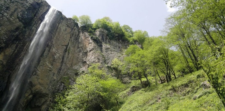 naser ramezani laton water fall(spinas forest), سبلان