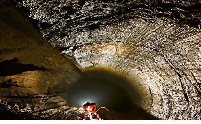 naser ramezani paroo cave, Shaho