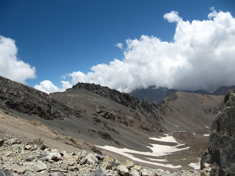 The route of siahsang, Alam Kuh or Alum Kooh