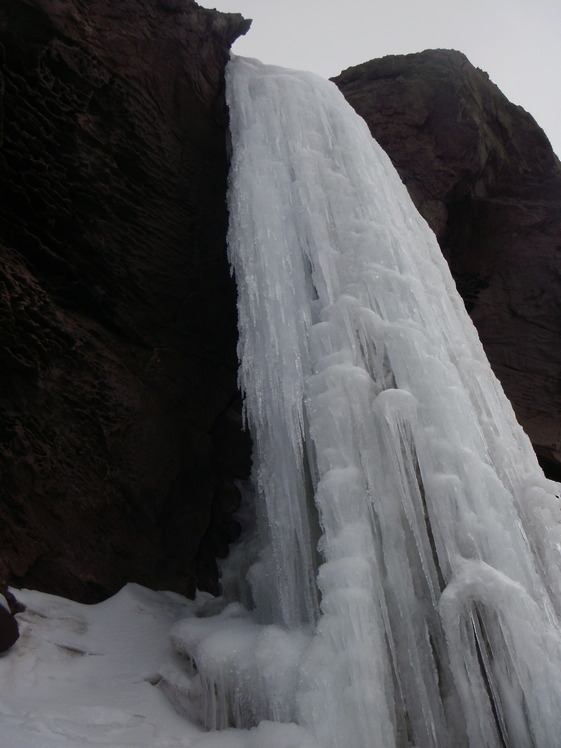 Icy waterfall in South face of DAMAVAND, Damavand (دماوند)