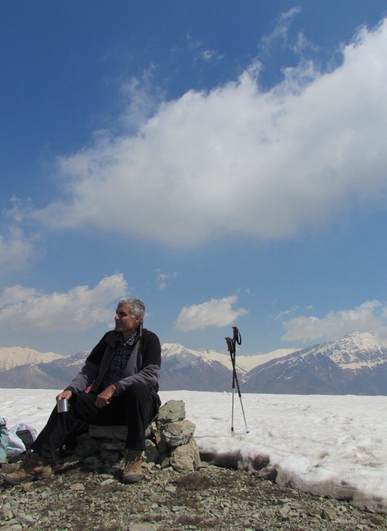 naser ramezani mount vargin, Damavand (دماوند)