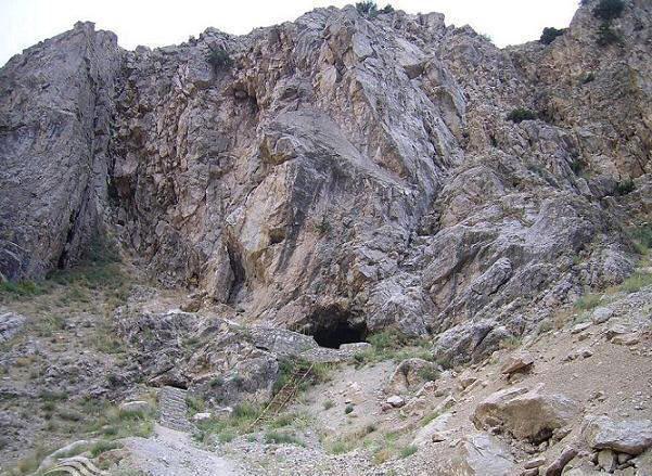 naser ramezani yakhmorad cave, Alam Kuh or Alum Kooh