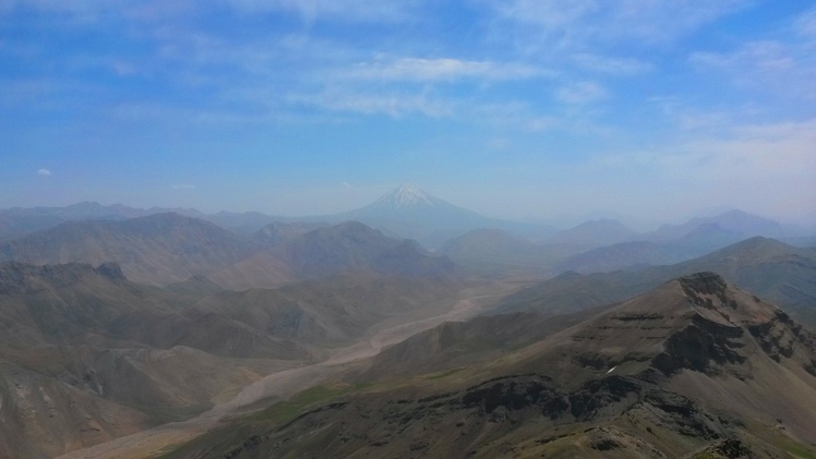 naser ramezani Damavand and laar protected area from atashkouh peak, Rizan