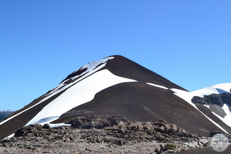 Cumbre del Volcánico, Cerro Volcánico
