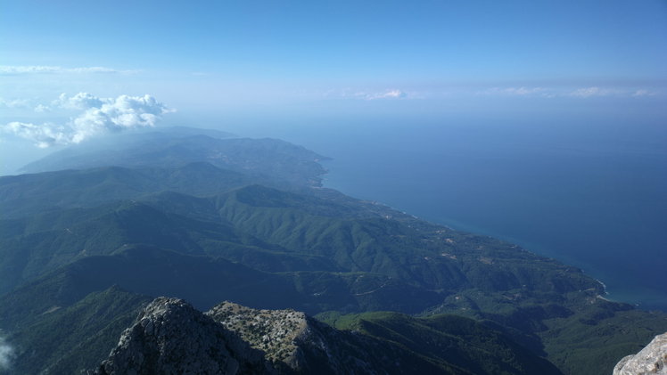 view all place of third "leg" of Chalkidiki, Athos