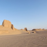 naser ramezani shadad desert, Hazaran