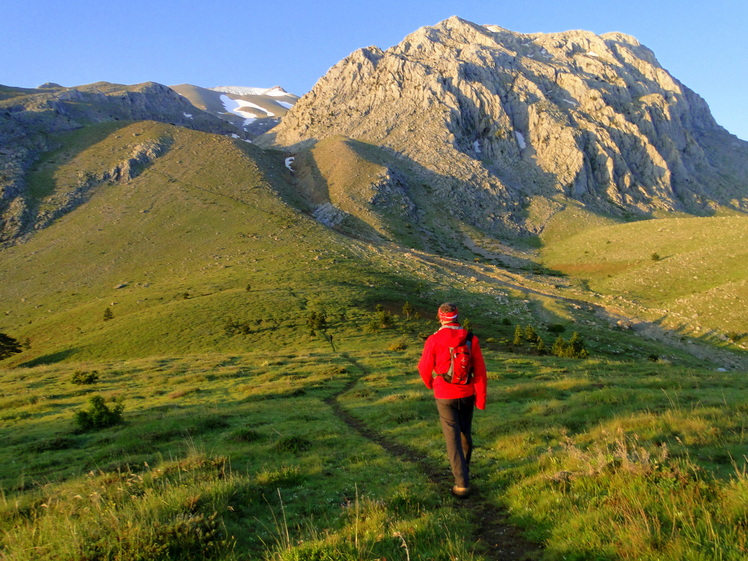 Dedegöl dağı 2998 m. Isparta, Dipoyraz