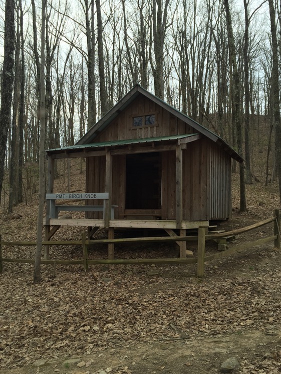 Birch Knob Shelter on Pine Mountain Trail, Pine Mountain (Appalachian Mountains)